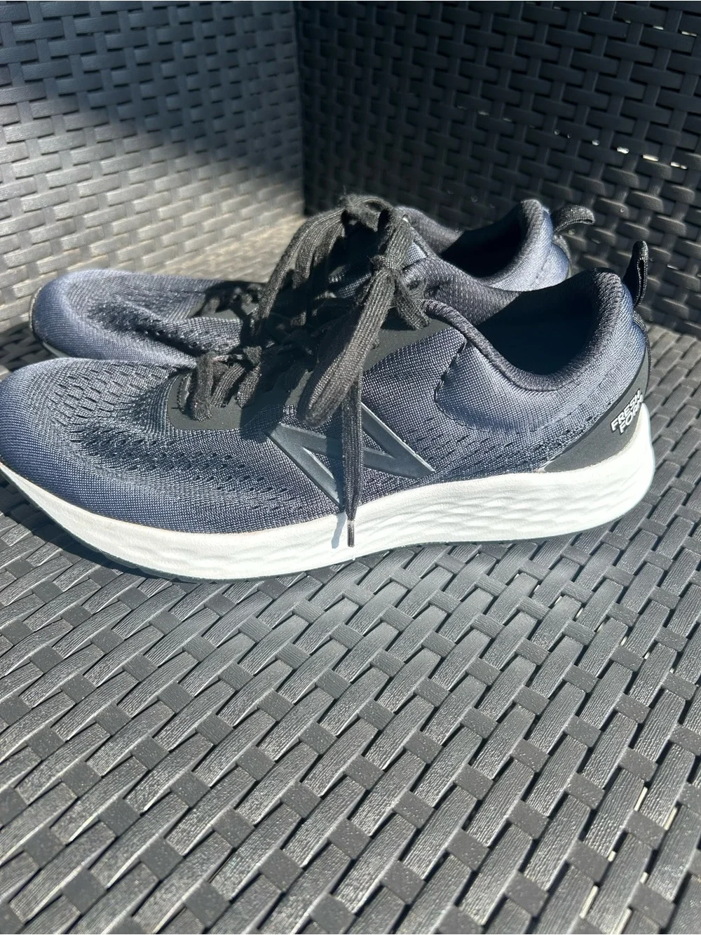 New Balance Ladies Fresh Foam Arishi v3 Running Shoes - Black - Size 9